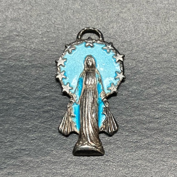 Antique Religious Enameled Miraculous Medal Virgin Mary Italian Silver Charm - Picture 1 of 7